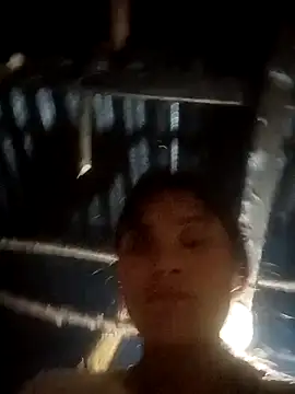 Snapshot of Momo-biki chatting on 03.20.26 Momo-biki online show from 03.20.26