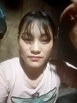 Snapshot of Momo-biki chatting on 03.25.26 Momo-biki online show from 03.25.26