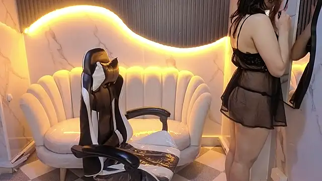 Snapshot of Valerie_moon_b chatting on 02.27.26 Valerie moon b online show from 02.27.26