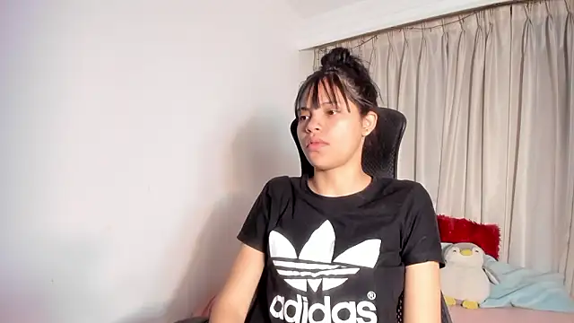 kendall hernandez online show from 02.06.26