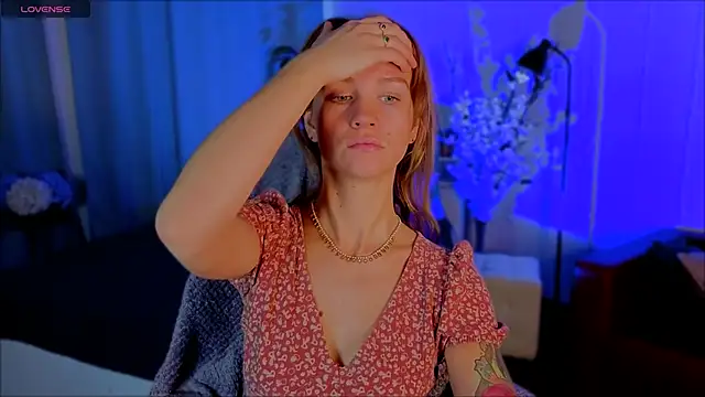 Crystal Kris online show from 03.04.26