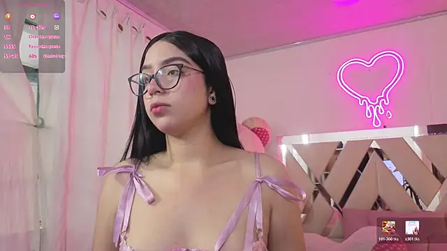 MILAH TAY online show from 05.19.26