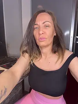 DivineAmely online show from 02.11.26