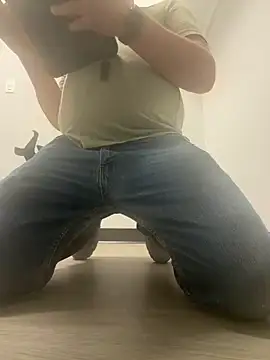 yolanda339 online show from 04.13.26