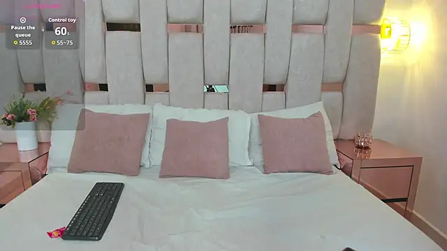  luna rossee  online show from 02.23.26