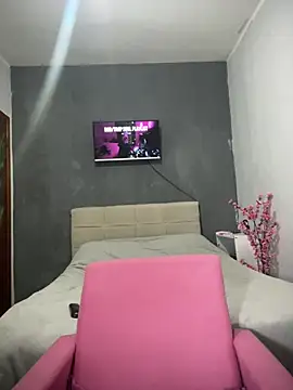 Snapshot of kiara_secreta chatting on 02.25.26 kiara secreta online show from 02.25.26