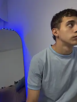 Lucas her online show from 04.14.26