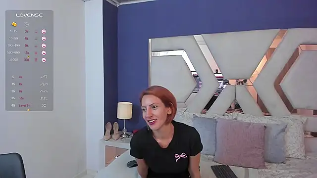 Sara Evaanns online show from 05.22.26