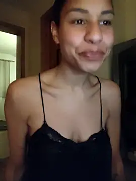 Snapshot of YaraEstelle chatting on 03.03.26 YaraEstelle online show from 03.03.26