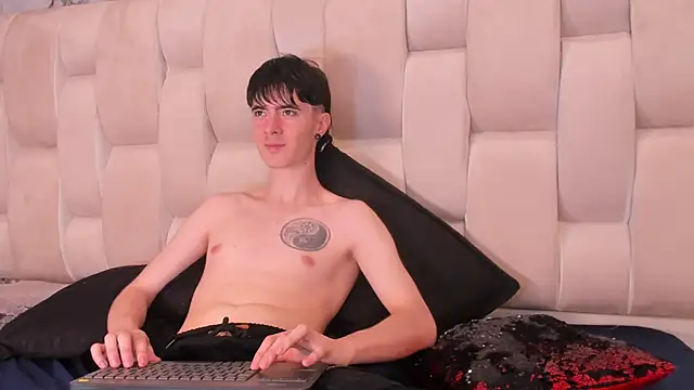 Lio      online show from 03.05.26