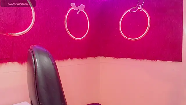 isabella vogue online show from 02.10.26