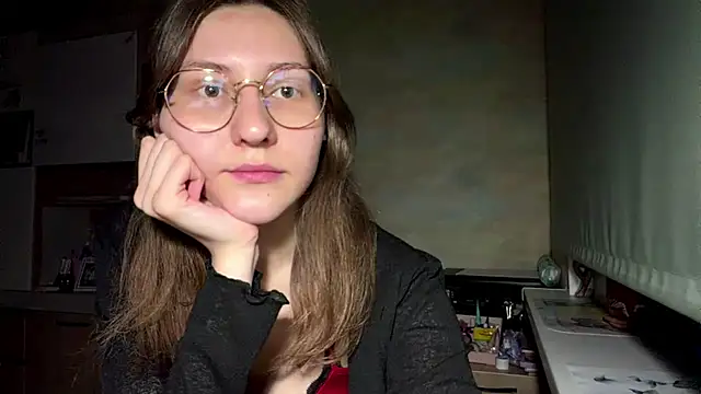 Miaaa Moon online show from 04.19.26