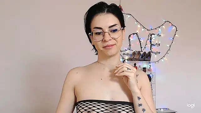 emacandy online show from 04.16.26