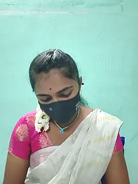Snapshot of Tamil_Hot_Shana chatting on 05.22.26 Tamil Hot Shana online show from 05.22.26