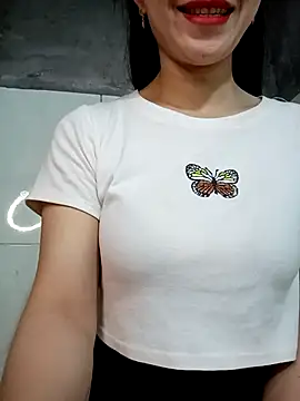 Snapshot of Vyvvyy69 chatting on 03.03.26 Vyvvyy69 online show from 03.03.26