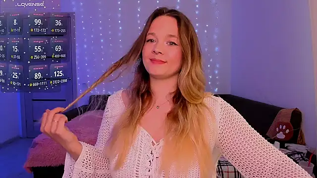 Snapshot of evilla_brill chatting on 02.06.26 evilla brill online show from 02.06.26