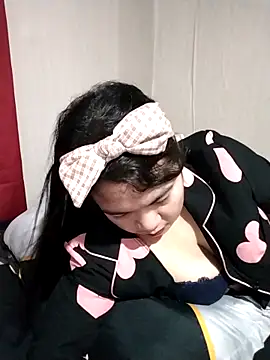 Zyramae 25 online show from 03.20.26