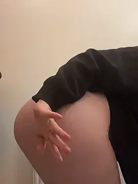 Snapshot of secretgirlll chatting on 02.22.26 secretgirlll online show from 02.22.26