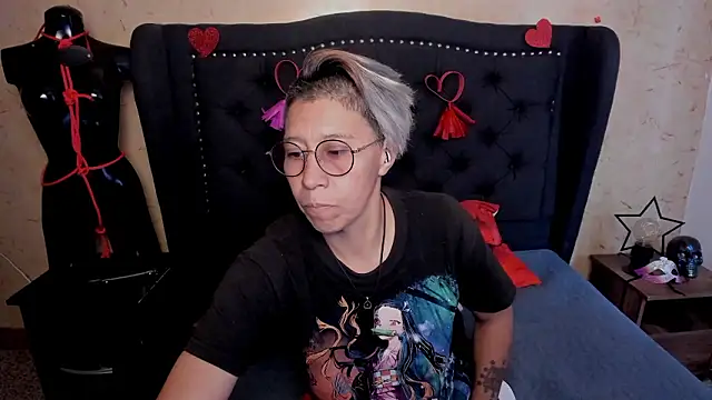 Snapshot of Kali_Panther chatting on 02.14.26 Kali Panther online show from 02.14.26