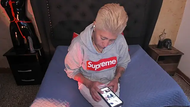 Kali Panther online show from 04.19.26