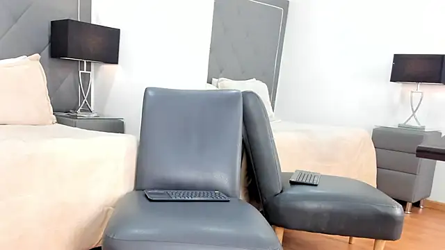 Oliviia williams online show from 02.11.26