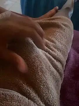 gpauzudo18 online show from 04.15.26