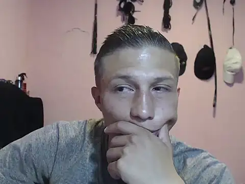 Cronos Hot 8 online show from 03.02.26