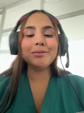 Snapshot of Noa_Harper- chatting on 05.17.26 Noa Harper- online show from 05.17.26