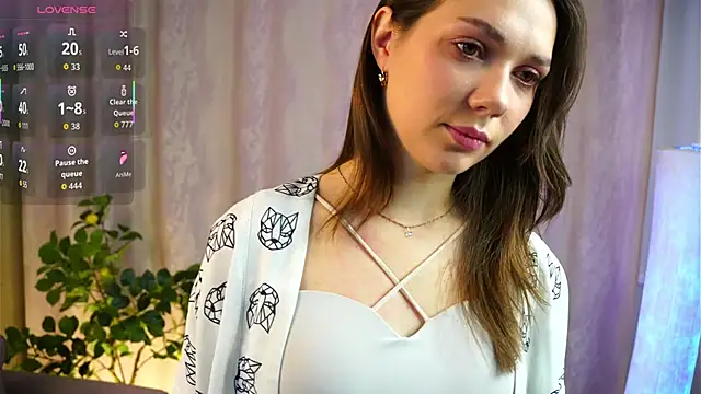 Snapshot of RoseliaLocatelli chatting on 02.14.26 RoseliaLocatelli online show from 02.14.26