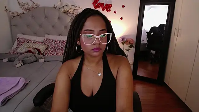 Snapshot of hope11x chatting on 03.04.26 hope11x online show from 03.04.26