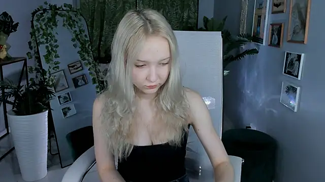 MaoqiBeverly online show from 04.06.26