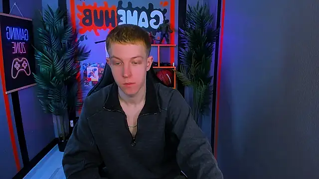 Snapshot of Dylan_Norton chatting on 03.03.26 Dylan Norton online show from 03.03.26