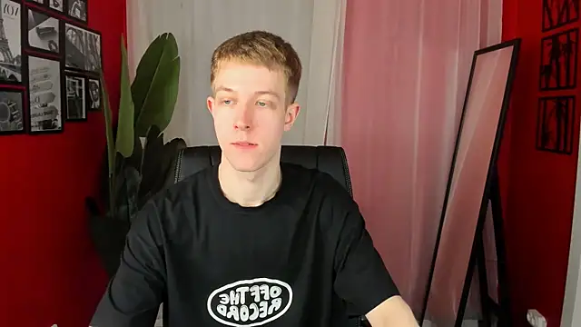 Dylan Norton online show from 04.21.26