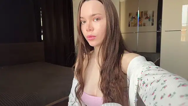 TinaScarlet online show from 04.17.26