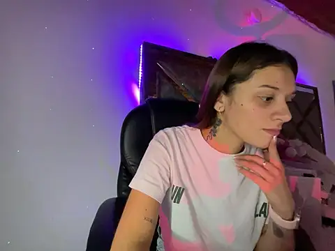 alison parkerr26 online show from 02.02.26