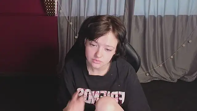 Snapshot of Svenaa_Kopnie chatting on 02.06.26 Svenaa Kopnie online show from 02.06.26