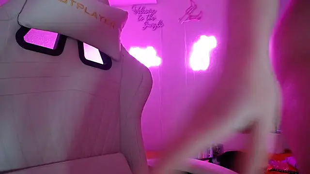 groovynights online show from 01.08.25