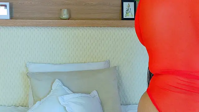 VioletBloomm online show from 03.19.26