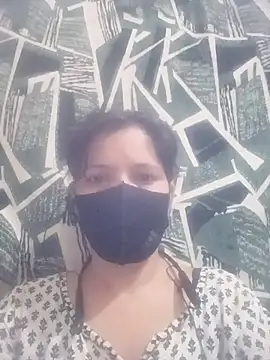 RoxyQueenX online show from 04.18.26