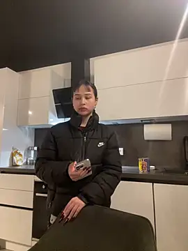 Just-Lilly online show from 04.18.26