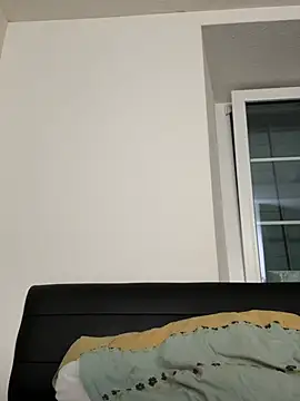 Evie-Moore online show from 03.04.26