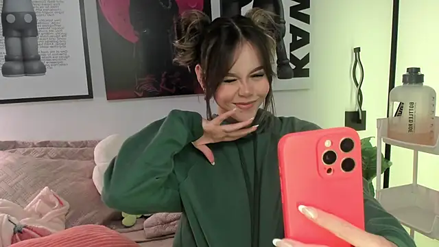 Hey lucy   online show from 04.17.26