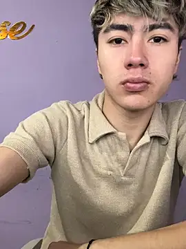 AlexanderCollman2 online show from 04.20.26