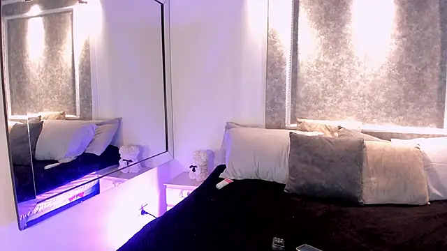 celestesun23 online show from 02.05.26