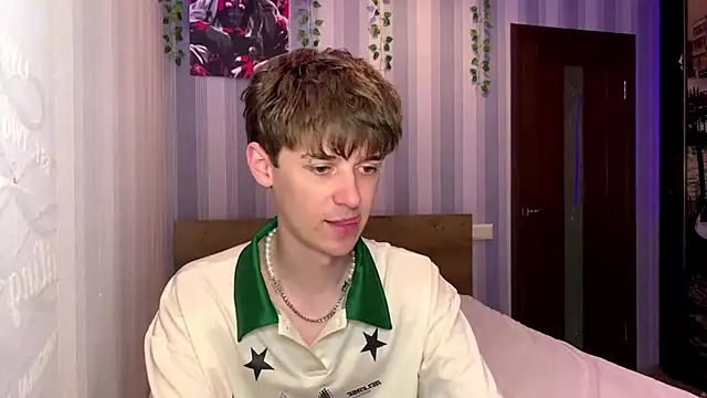 Sweet Dude online show from 04.21.26