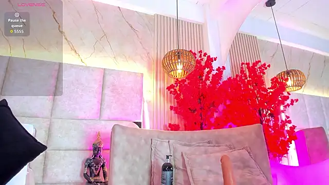 EmmaLovve online show from 03.06.26