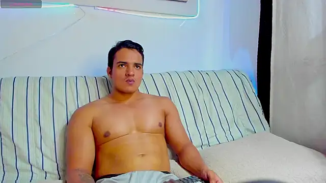 jhon nicolas online show from 02.25.26