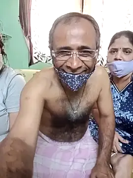 HoneyHush online show from 03.12.26