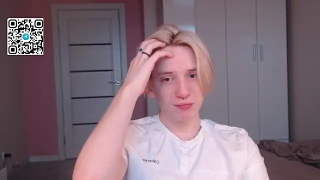 Snapshot of Ron_Vilss chatting on 02.18.26 Ron Vilss online show from 02.18.26