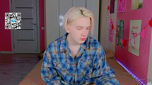 Snapshot of Ron_Vilss chatting on 03.13.26 Ron Vilss online show from 03.13.26